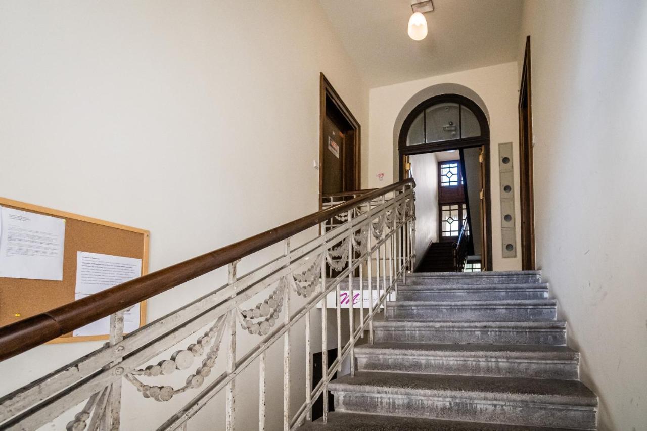 Apartament Glamour Konarskiego Wawelofts Cracóvia Exterior foto